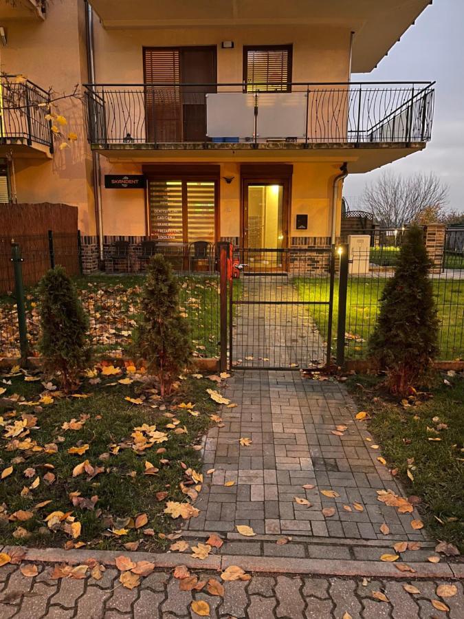 Studio One Ogrodek I Parking Ґожув-Велькопольський Екстер'єр фото